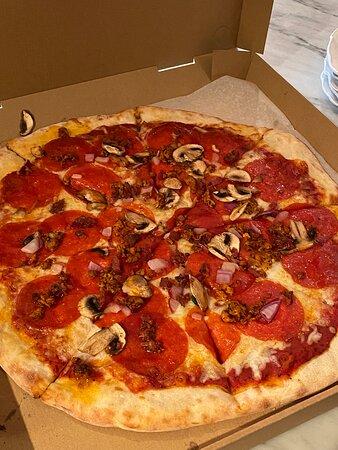 Surfcrest Market & Pizza